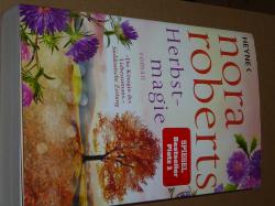 Nora Roberts - Herbstmagie - Spiegel Bestseller Platz 1